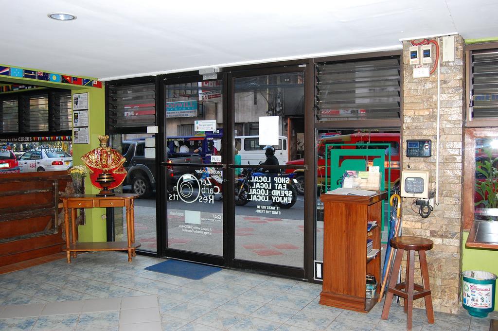 ホテル Cebu Elicon House エクステリア 写真