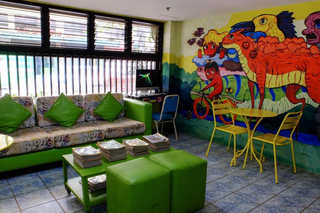 ホテル Cebu Elicon House エクステリア 写真