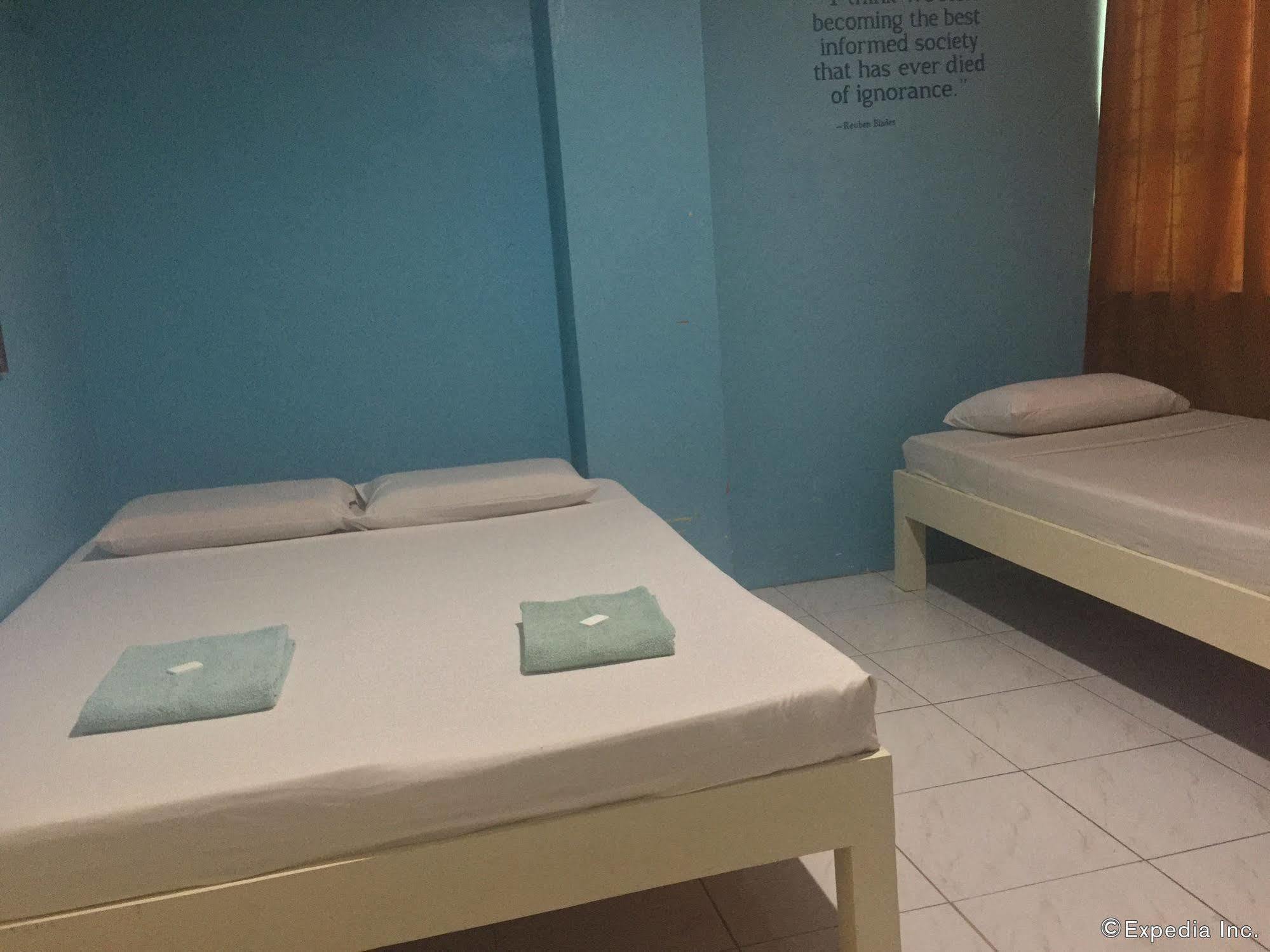 ホテル Cebu Elicon House エクステリア 写真